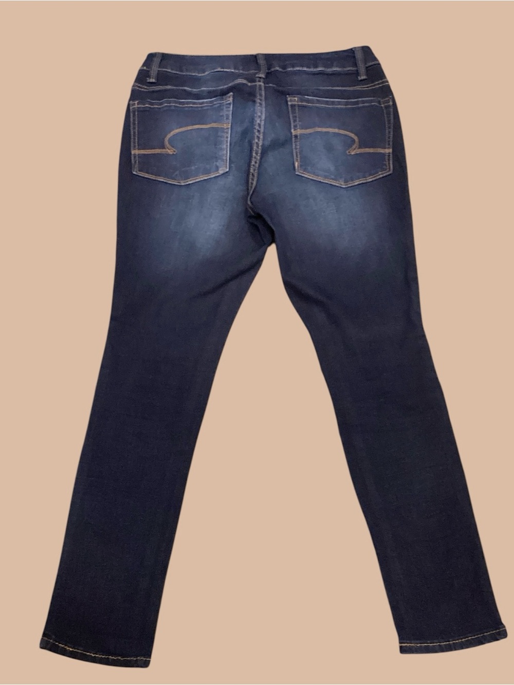 Time and Tru Dark Blue Straight-Leg Women's Jeans, size 12 Petite 💙 - Picture 2 of 7